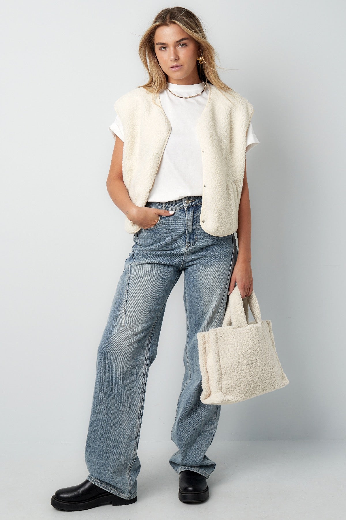 Fluffy Teddy gilet - gebroken wit