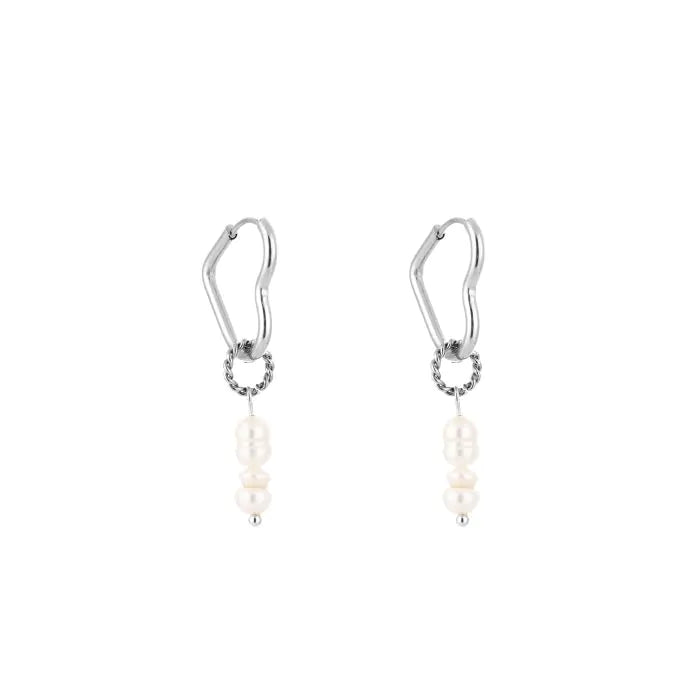 Hartjes parels oorbellen - zilver