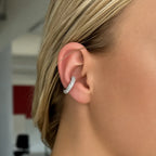 Strassy ear cuff