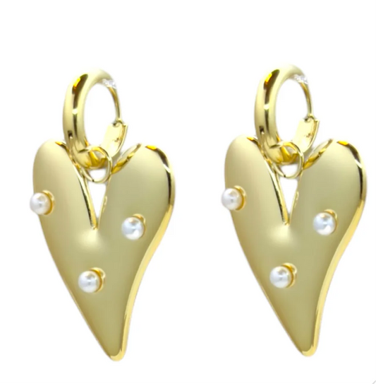 Hartjes parel oorbellen - goud