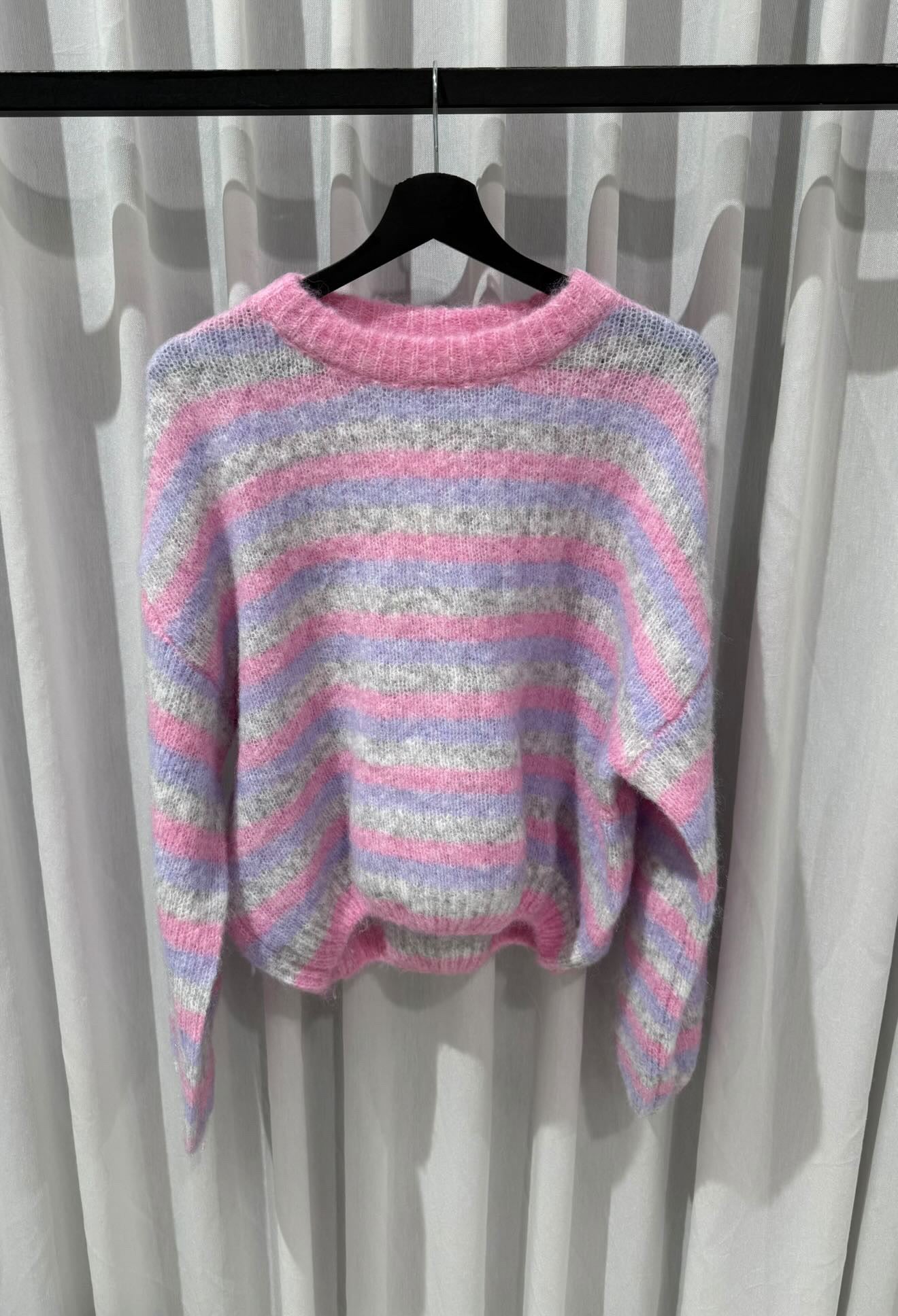 Naima sweater purple