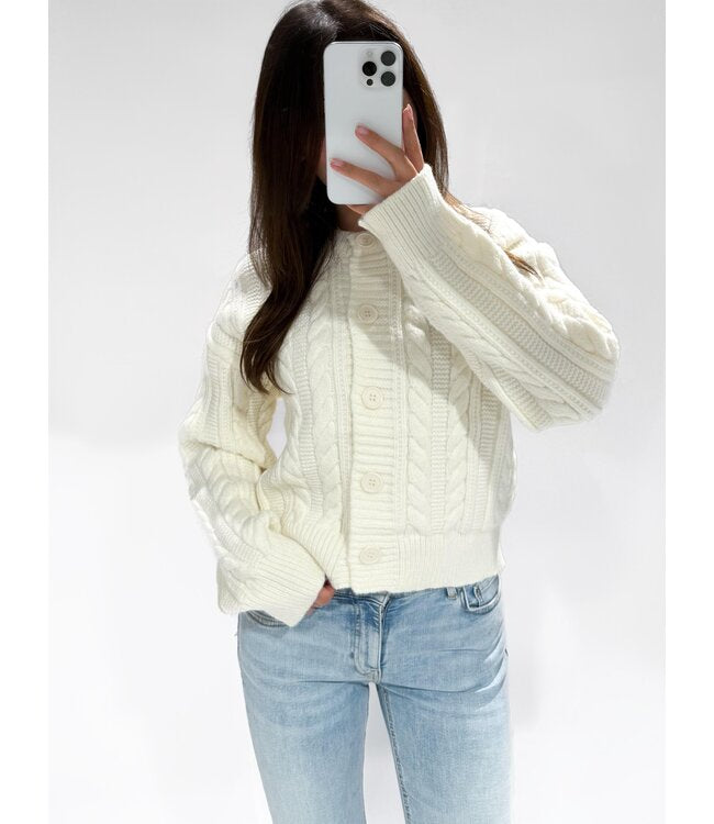Juna chunky cable cardigan - white