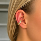 Strassy ear cuff