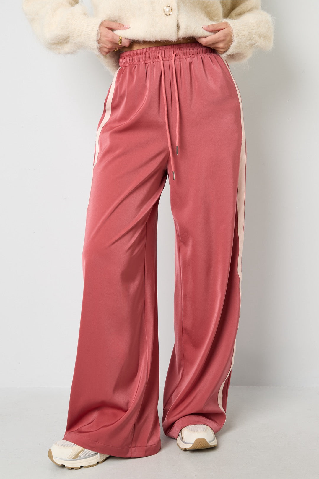 Satijnen broek met strepen - watermelon red