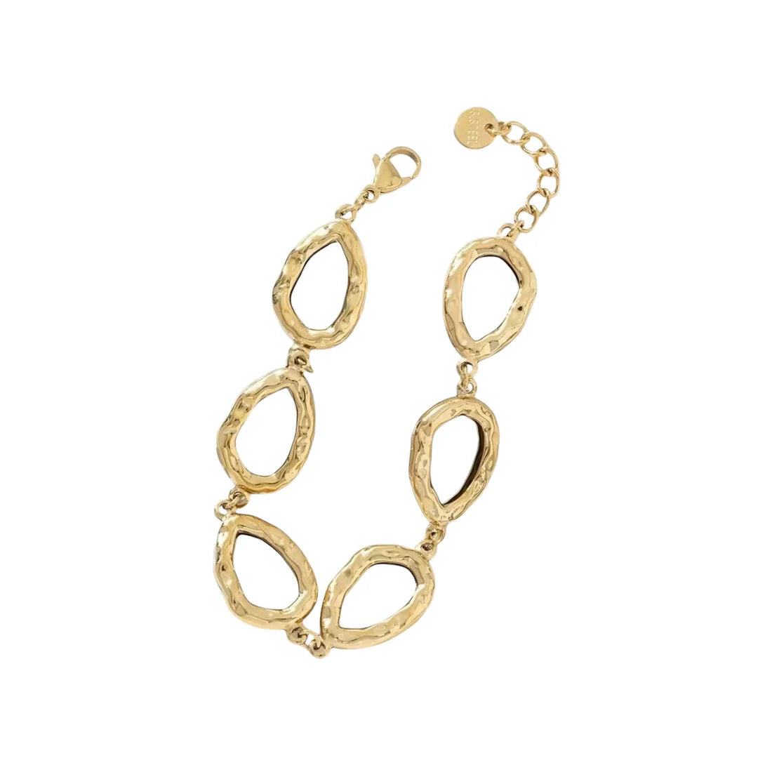 Spikey oval armband