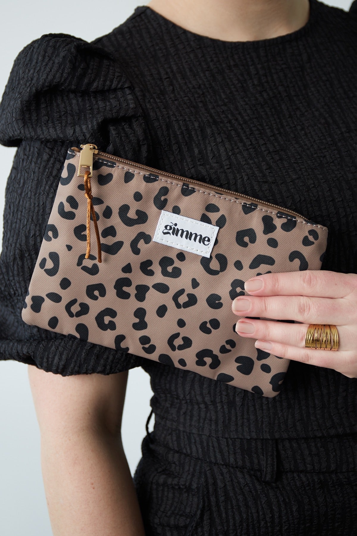 Panterprint plat toilettasje - bruin