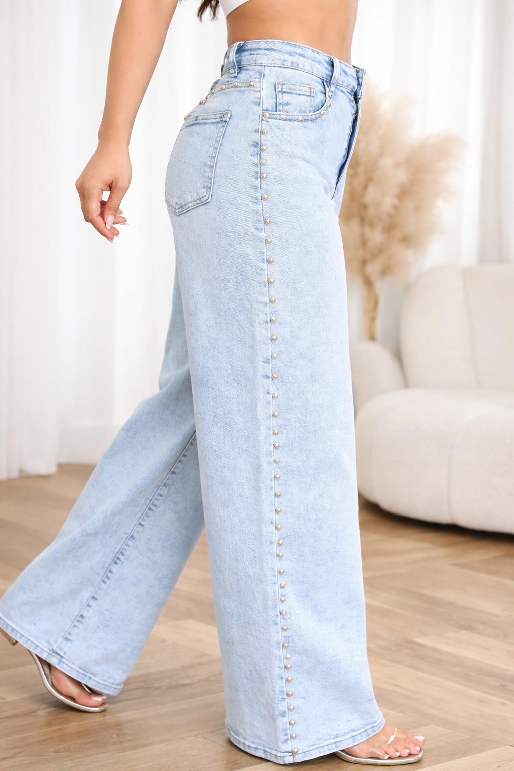 Luna Studded wide leg Jeans – Light Blue