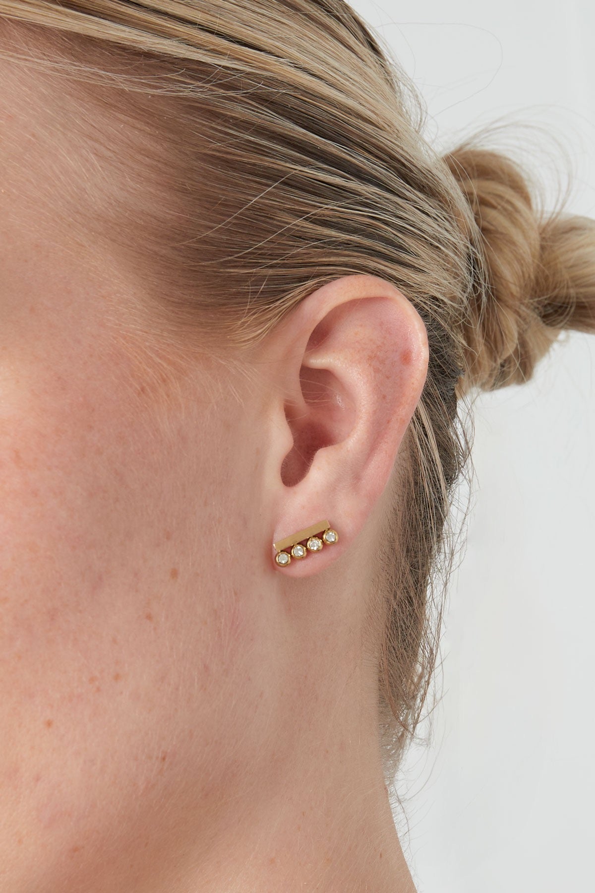 Shine line studs - goud