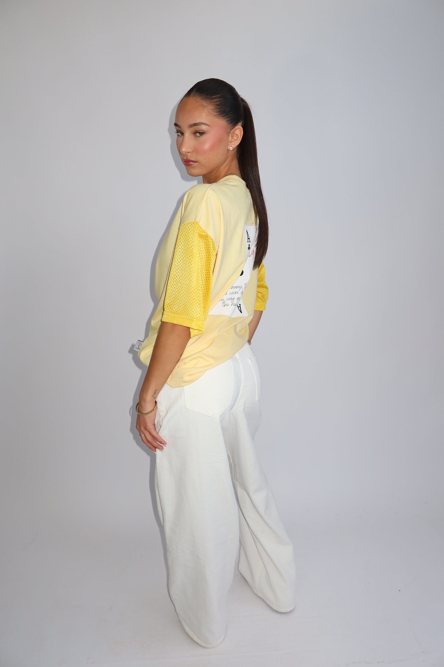 Priority oversized tee with jersey sleeves – yellow