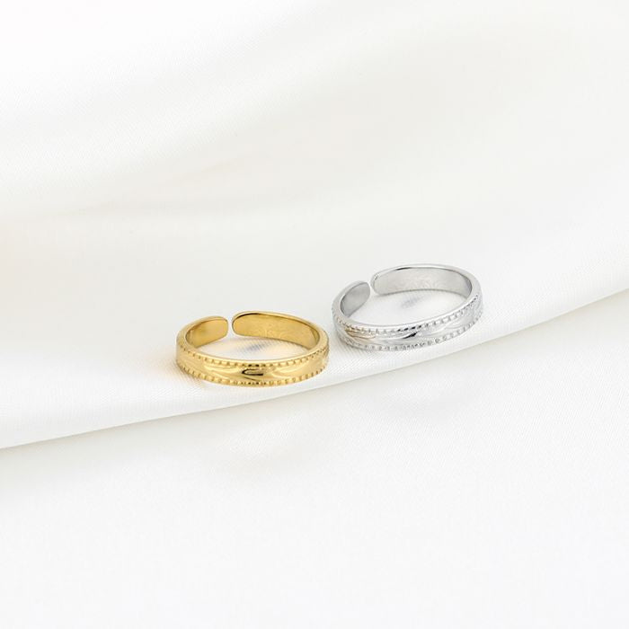 Timeless ring