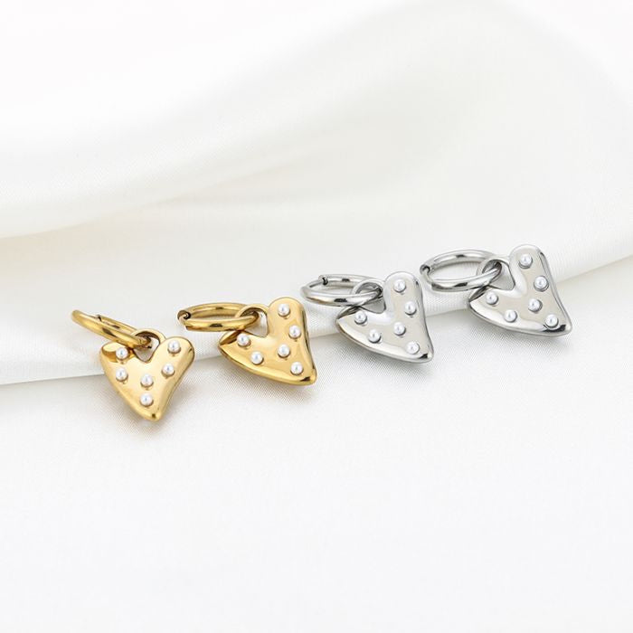 Dreamy pearl heart oorbellen