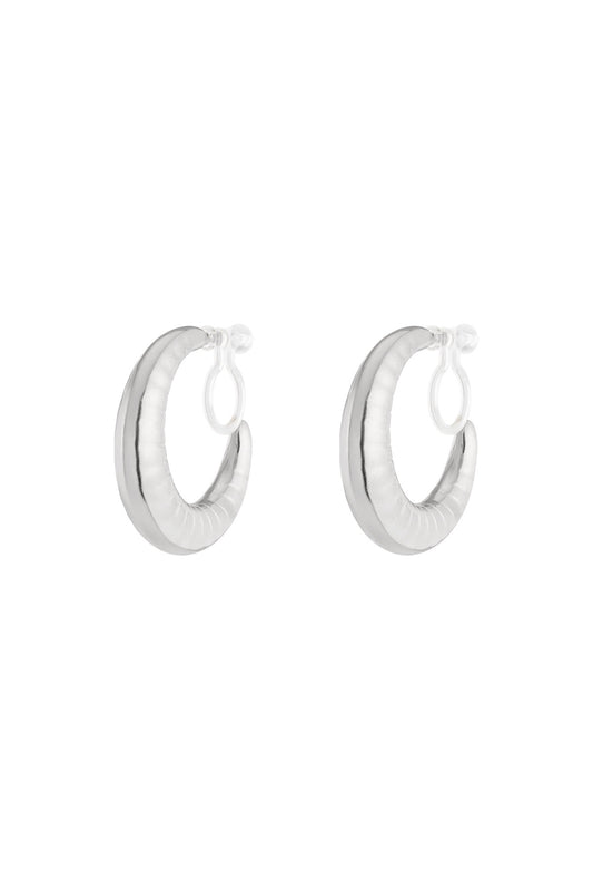 Stoere hoepelclip oorbellen - zilver